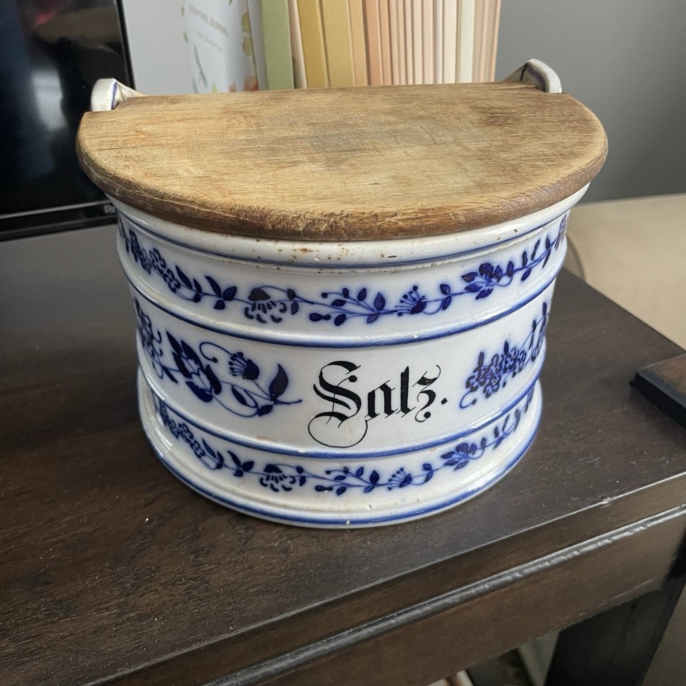 Antique German Blue and white stoneware Salt Box 7"x5"x5"